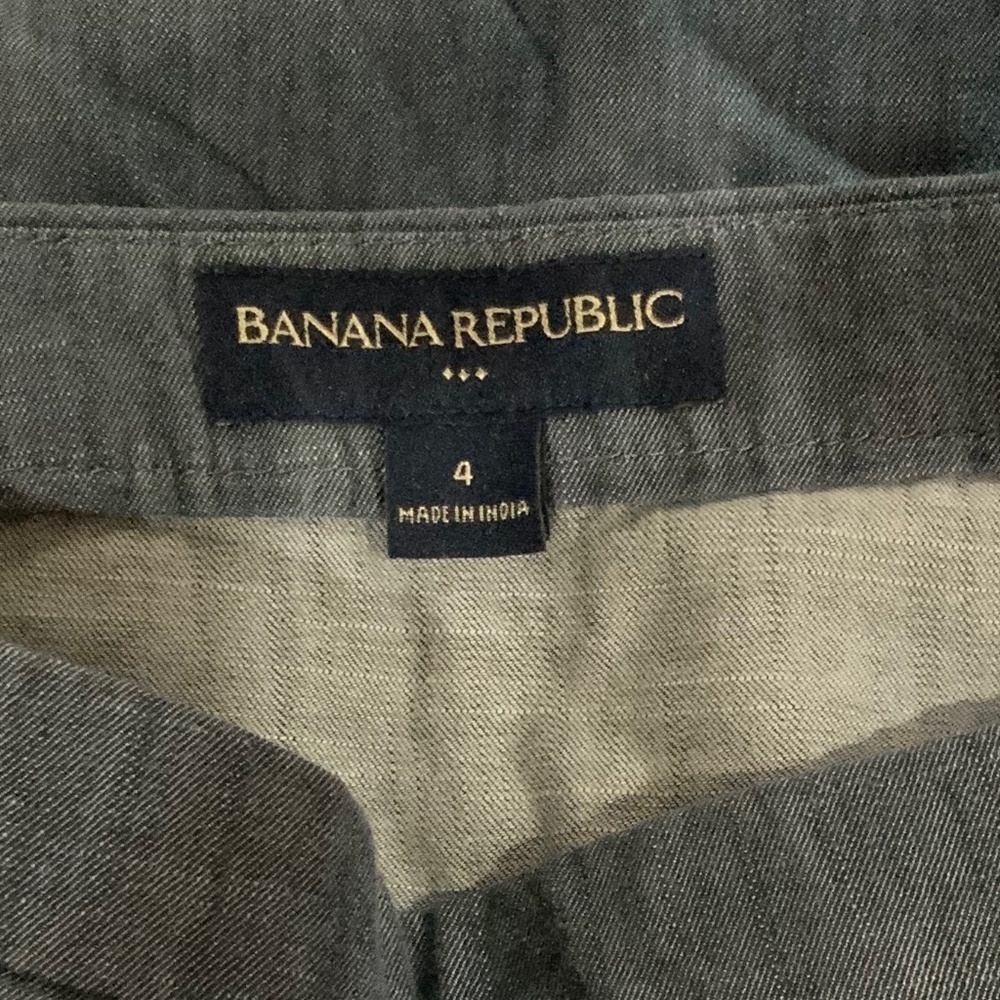 Banana Republic Chambray Scalloped Tiered Pencil Mini Skirt Size 4 - Picture 4 of 6